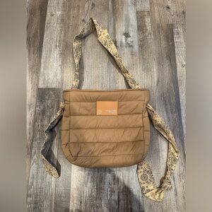 The Niche Street Bag